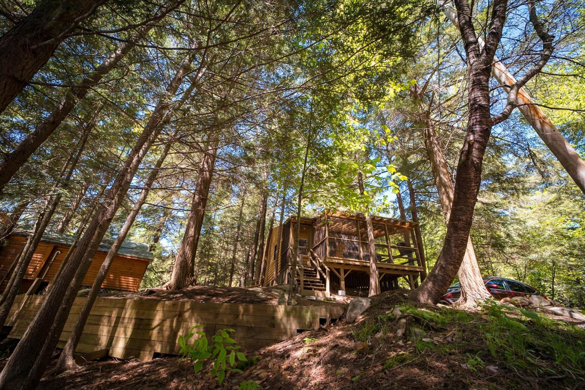 Motel Long Lake And Cottages Стая снимка
