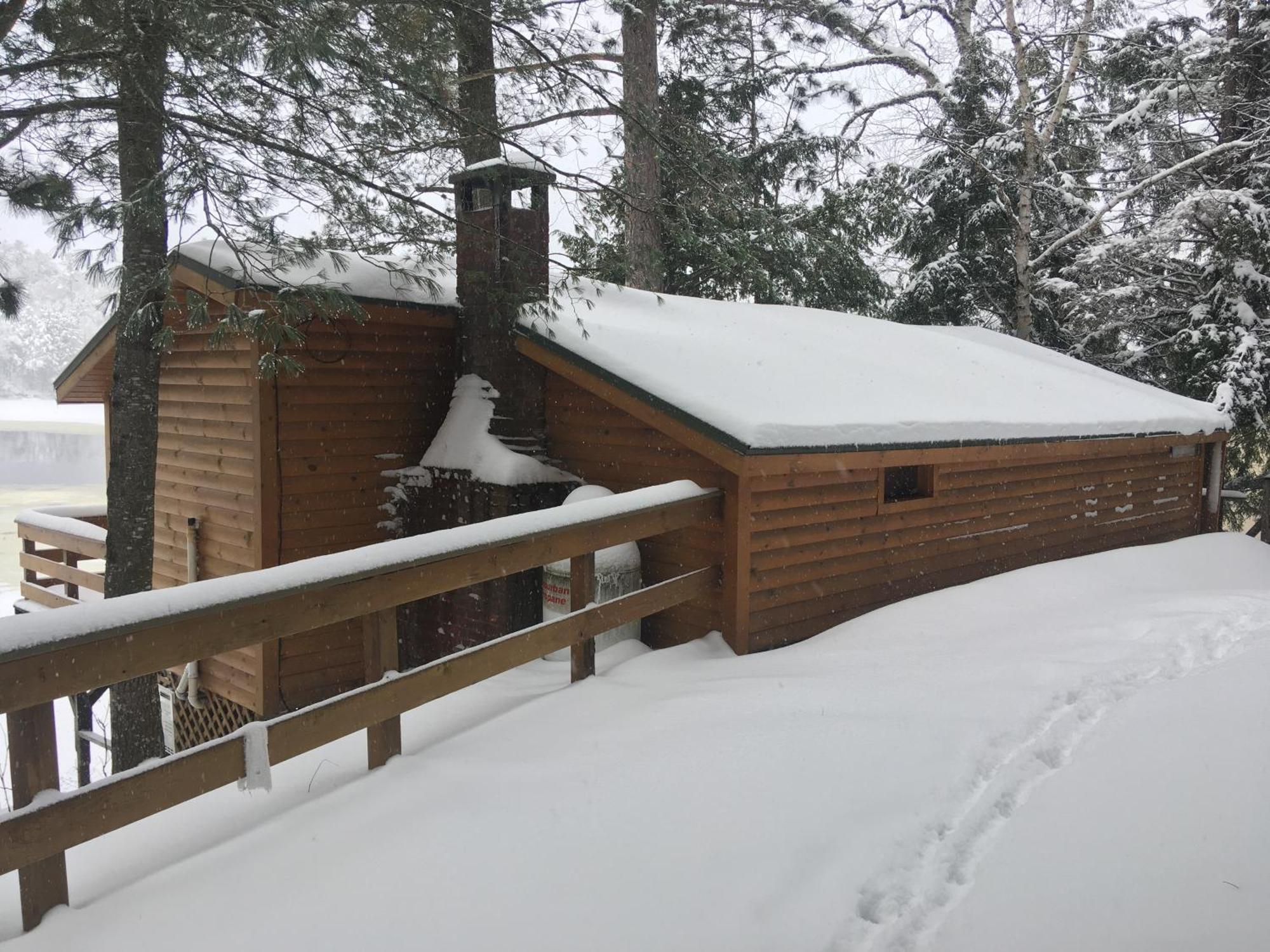 Motel Long Lake And Cottages Екстериор снимка