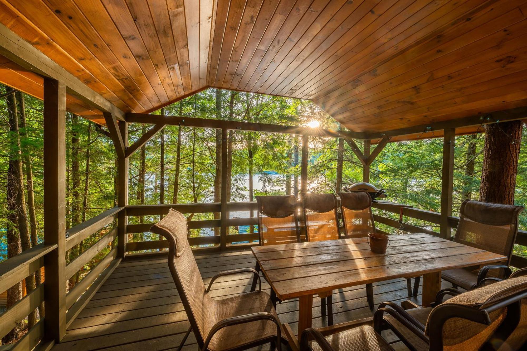 Motel Long Lake And Cottages Екстериор снимка