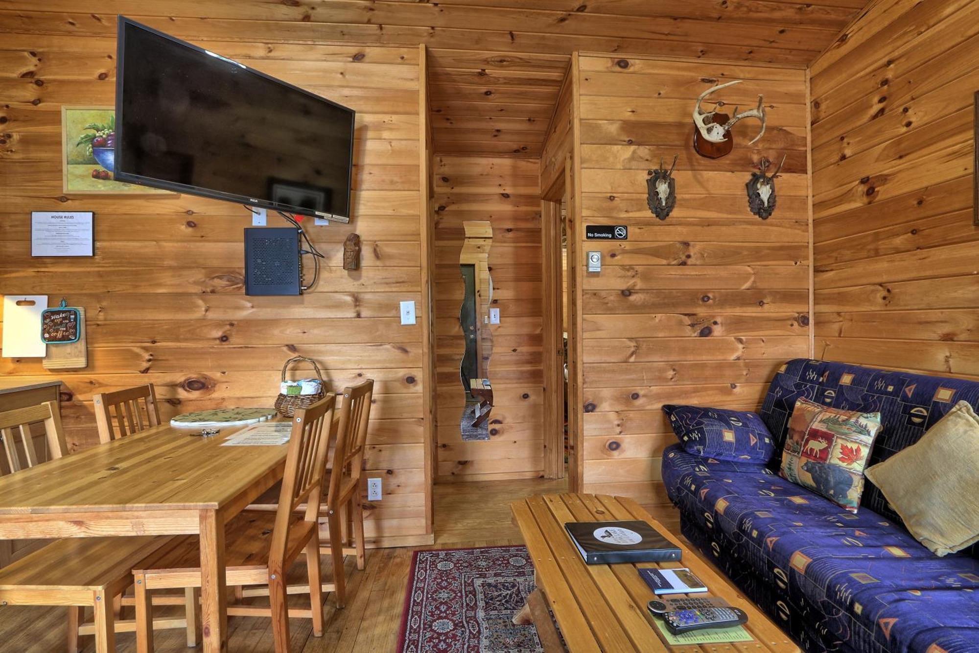 Motel Long Lake And Cottages Екстериор снимка