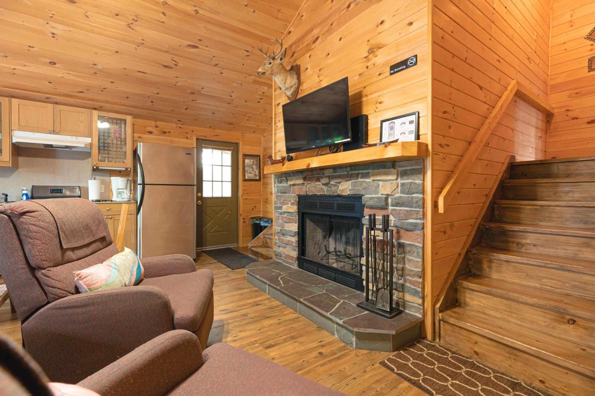 Motel Long Lake And Cottages Екстериор снимка